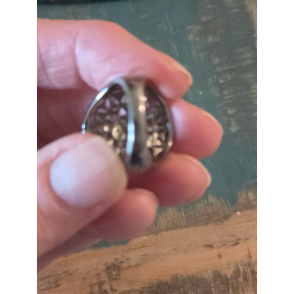 Vintage Silver Tone Filigree Cocktail Ring with Aurora Borealis Rhinestone - Picture 3 of 3